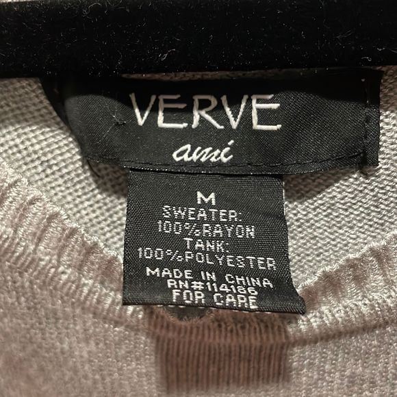 Gray 3/4 Sweater with Split Back - Picture 4 of 4